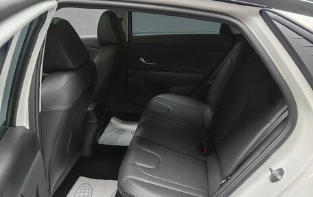 Hyundai Elantra, 2023 год, 1 750 000 рублей, 11 фотография