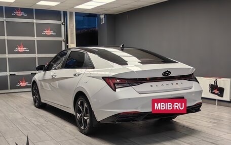 Hyundai Elantra, 2023 год, 1 750 000 рублей, 3 фотография