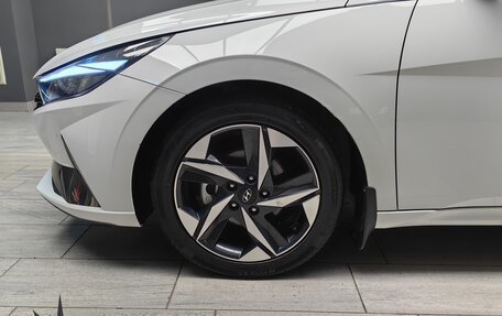 Hyundai Elantra, 2023 год, 1 750 000 рублей, 23 фотография