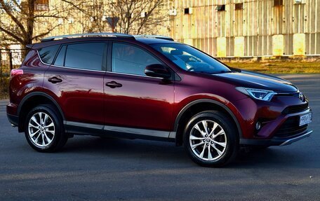 Toyota RAV4, 2017 год, 2 137 000 рублей, 8 фотография