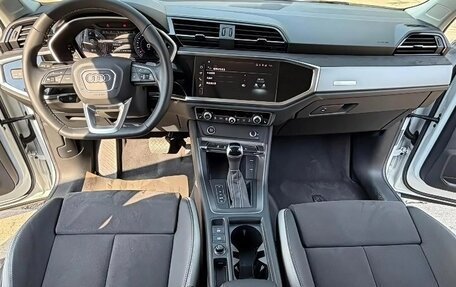 Audi Q3, 2023 год, 2 515 рублей, 12 фотография