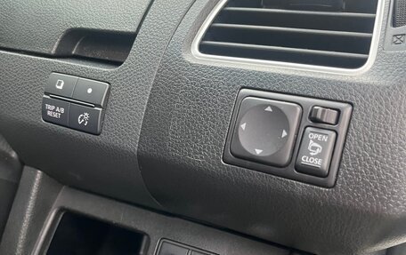 Nissan Serena IV, 2013 год, 1 390 000 рублей, 13 фотография
