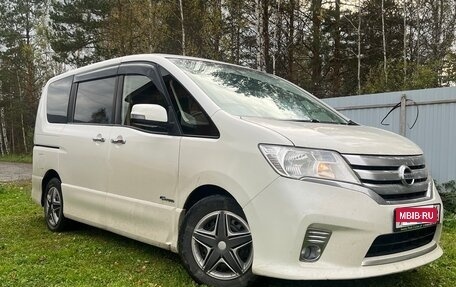 Nissan Serena IV, 2013 год, 1 390 000 рублей, 6 фотография