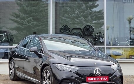 Mercedes-Benz EQE, 2024 год, 8 000 000 рублей, 3 фотография