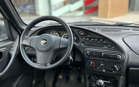 Chevrolet Niva I рестайлинг, 2018 год, 779 000 рублей, 14 фотография