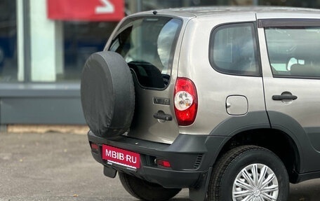 Chevrolet Niva I рестайлинг, 2018 год, 779 000 рублей, 8 фотография