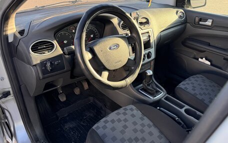 Ford Focus II рестайлинг, 2005 год, 310 000 рублей, 4 фотография