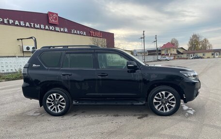 Toyota Land Cruiser Prado 150 рестайлинг, 2021 год, 5 050 000 рублей, 4 фотография