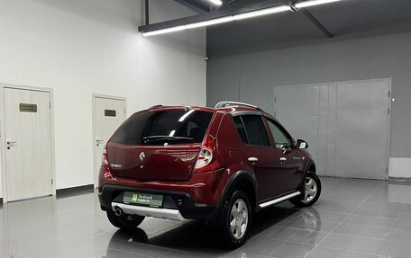 Renault Sandero I, 2014 год, 740 000 рублей, 2 фотография