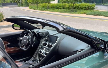 Aston Martin DBS III, 2021 год, 25 500 000 рублей, 17 фотография