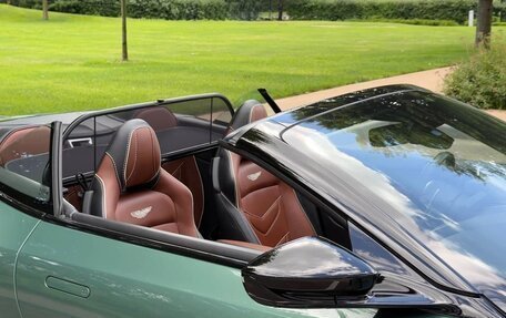 Aston Martin DBS III, 2021 год, 25 500 000 рублей, 16 фотография