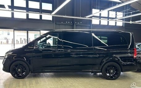 Mercedes-Benz V-Класс, 2023 год, 6 533 084 рублей, 3 фотография