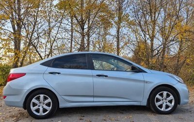 Hyundai Solaris II рестайлинг, 2011 год, 780 000 рублей, 1 фотография