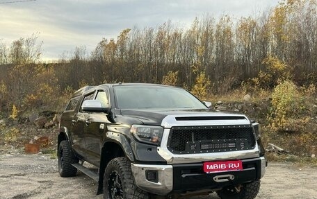 Toyota Tundra II, 2015 год, 7 899 000 рублей, 1 фотография
