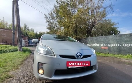 Toyota Prius, 2010 год, 810 000 рублей, 2 фотография