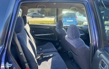 Honda Stream I рестайлинг, 2003 год, 649 999 рублей, 14 фотография