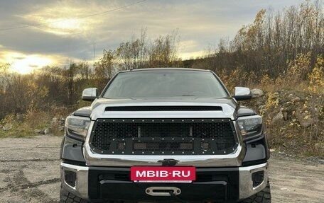 Toyota Tundra II, 2015 год, 7 899 000 рублей, 2 фотография