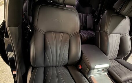 Toyota Land Cruiser 200, 2019 год, 9 700 000 рублей, 17 фотография