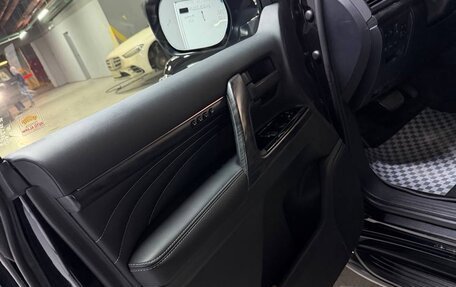 Toyota Land Cruiser 200, 2019 год, 9 700 000 рублей, 13 фотография