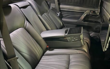 Toyota Land Cruiser 200, 2019 год, 9 700 000 рублей, 21 фотография