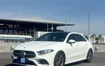 Mercedes-Benz A-Класс, 2022 год, 1 700 000 рублей, 1 фотография