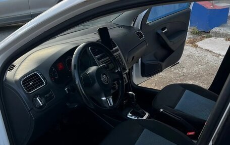 Volkswagen Polo VI (EU Market), 2013 год, 630 000 рублей, 6 фотография