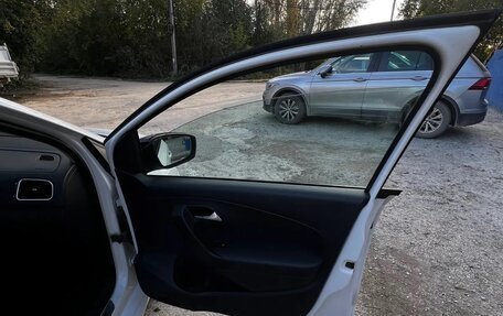 Volkswagen Polo VI (EU Market), 2013 год, 630 000 рублей, 15 фотография