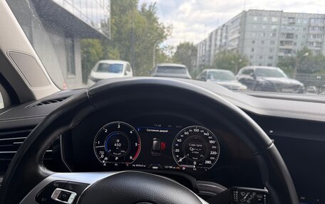 Volkswagen Touareg III, 2019 год, 4 985 000 рублей, 4 фотография