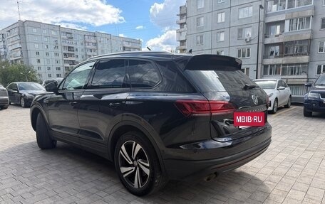 Volkswagen Touareg III, 2019 год, 4 985 000 рублей, 6 фотография