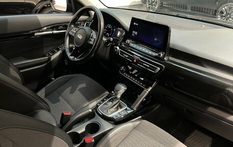 KIA Seltos I, 2021 год, 2 100 000 рублей, 10 фотография