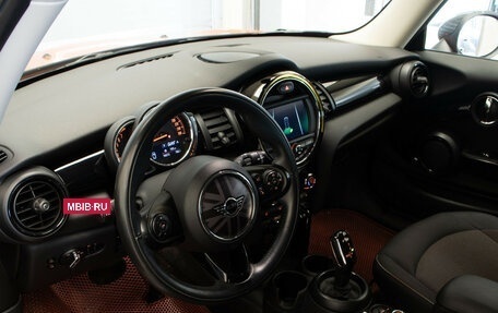 MINI Hatch, 2018 год, 1 885 000 рублей, 7 фотография