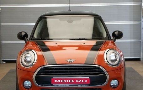 MINI Hatch, 2018 год, 1 885 000 рублей, 2 фотография