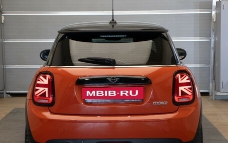 MINI Hatch, 2018 год, 1 885 000 рублей, 5 фотография