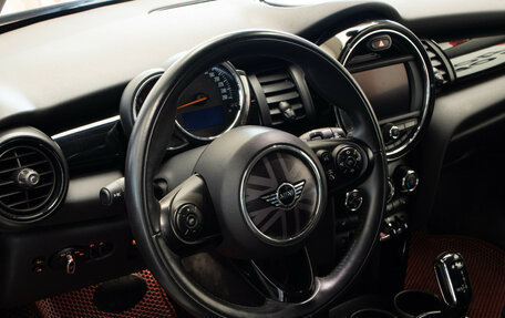 MINI Hatch, 2018 год, 1 885 000 рублей, 19 фотография