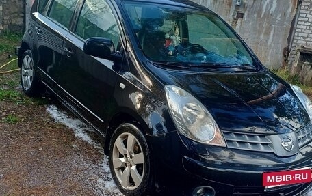 Nissan Note II рестайлинг, 2008 год, 650 000 рублей, 2 фотография