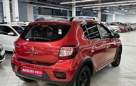 Renault Sandero II рестайлинг, 2017 год, 999 000 рублей, 2 фотография