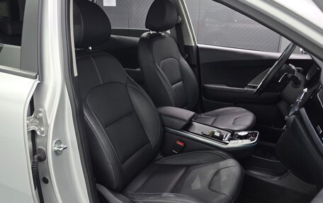 KIA Niro I, 2022 год, 2 290 000 рублей, 13 фотография