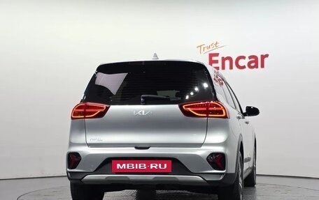 KIA Niro I, 2022 год, 2 290 000 рублей, 4 фотография