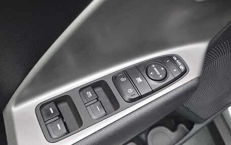 KIA Niro I, 2022 год, 2 290 000 рублей, 24 фотография