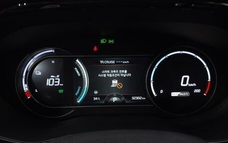 KIA Niro I, 2022 год, 2 290 000 рублей, 22 фотография