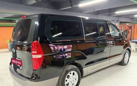 Hyundai H-1 II рестайлинг, 2015 год, 2 250 000 рублей, 5 фотография