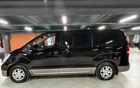 Hyundai H-1 II рестайлинг, 2015 год, 2 250 000 рублей, 8 фотография