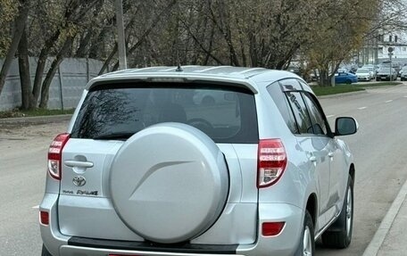 Toyota RAV4, 2010 год, 1 040 000 рублей, 4 фотография