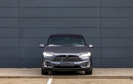 Tesla Model X I, 2019 год, 5 195 000 рублей, 2 фотография