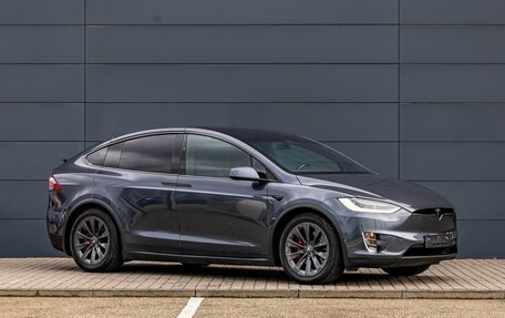 Tesla Model X I, 2019 год, 5 195 000 рублей, 3 фотография