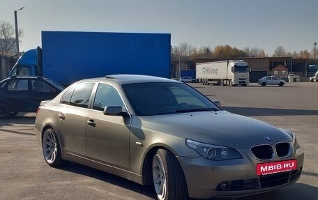 BMW 5 серия, 2003 год, 930 000 рублей, 3 фотография