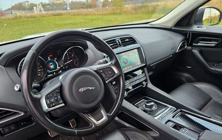 Jaguar F-Pace, 2019 год, 2 990 000 рублей, 15 фотография