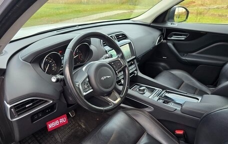 Jaguar F-Pace, 2019 год, 2 990 000 рублей, 14 фотография