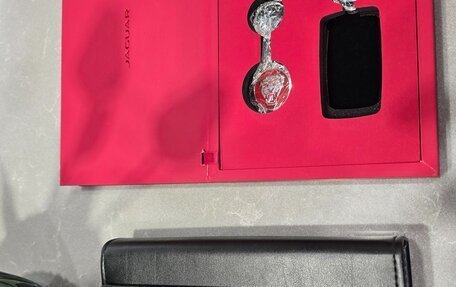 Jaguar F-Pace, 2019 год, 2 990 000 рублей, 29 фотография