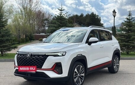 Changan CS35 Plus, 2023 год, 1 770 000 рублей, 2 фотография